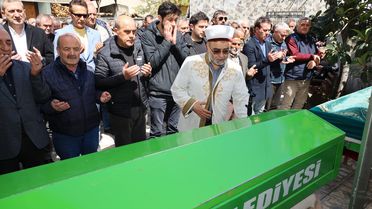 Bafra'da Kardeşler Yan Yana Defnedildi