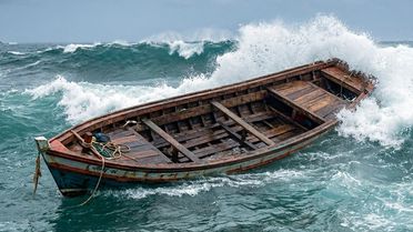 Andaman Denizi'nde Arakanlı Müslümanları taşıyan tekne alabora oldu: 250 kayıp