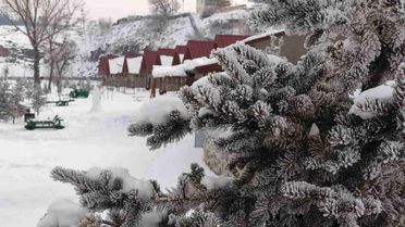 Ardahan'da Bahar Yerine Kar