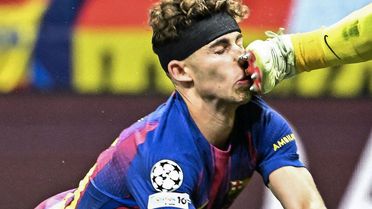 Atletico Madrid-Barcelona ma&ccedil;ında y&uuml;rekleri ağza getiren sakatlık