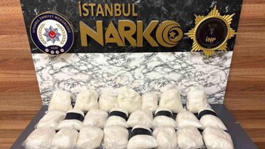 Esenyurt'ta Kargo İçinde 28 Kilo Uyuşturucu Ele Geçirildi