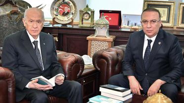 İzzet Ulvi Yönter önce paylaştı sonra sildi! MHP'ye mesaj mı verdi?