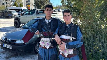 Kale Lisesi Öğrencileri İzmirlilere Gurur Yaşattı