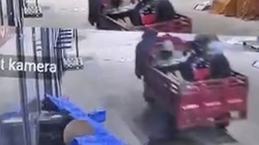 Antakya'da Ayakkabı Hırsızlığı