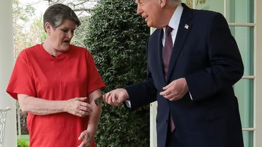 Trump siparişini getiren kuryeye 4 bin 500 lira bahşiş verdi