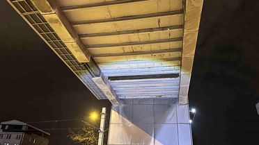 Bursa'da Üst Geçitten Demir Düşmesi Kıl Payı Facia