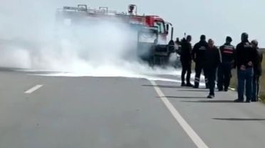 Edirne'de İş Makinesi Yandı