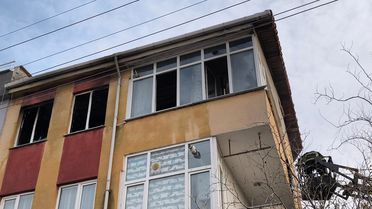 Evi ateşe verdi, babasını arayıp söyledikleri şok etti