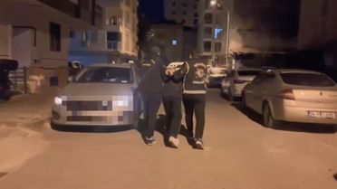 Suç Örgütlerine Operasyon: 17 Gözaltı