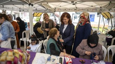 Mersin'de 'Evimiz Atölye' ile kadınlar üretime katılıyor