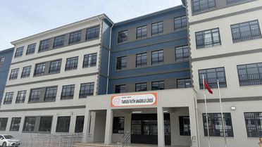 Mersin'de bir lise öğrencisi silahla yakalandı