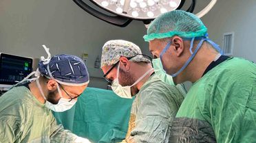 Muş'ta Asitli İçecek Mideyi Deldi