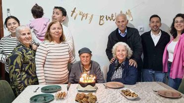 102 Yaşındaki Mustafa Dede'nin Doğum Günü