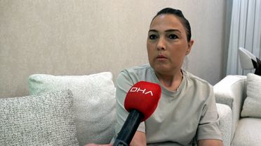 Tekerlekli sandalyedeki babasını azarlayınca mahalledeki gençler tarafından dövüldü