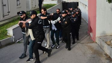 Adana merkezli 8 ilde Bayğaralar suç örgütüne operasyonda 287 şüpheli adliyede