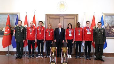 Bakan Güler, Şampiyon Askeri Sporcuları Kabul Etti