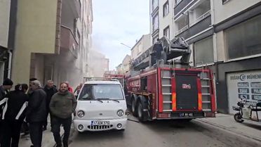 Gelibolu'da Yangın: Daire Kullanılamaz Hale Geldi