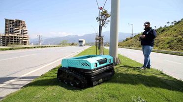 Hatay Büyükşehir Belediyesi'nden yeşil alanlara teknolojik dokunuş