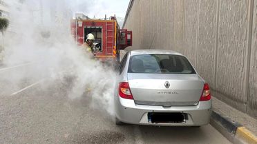 İskenderun'da Seyir Halindeki Araçta Yangın: İtfaiye Hızlı Müdahale Etti