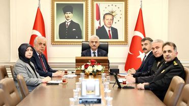 Okul Güvenliği İçin Eş Zamanlı Toplantı