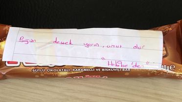 Bartın'da Öğrencilerden Anlamlı Hediye: Çikolatalara Yazılan Destek Mesajları