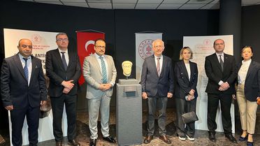 Smyrna Heykeli Türkiye'ye İade Edildi