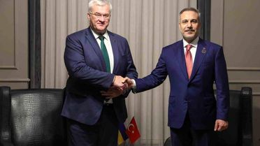 Fidan ve Sibiha Antalya'da Bir Araya Geldi