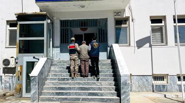 Birecik'te 2 Aranan Şahıs Yakalandı