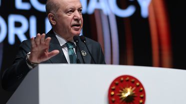 Cumhurbaşkanı Erdoğan üstüne basa basa uyardı: Tehlikeli bir eşikteyiz