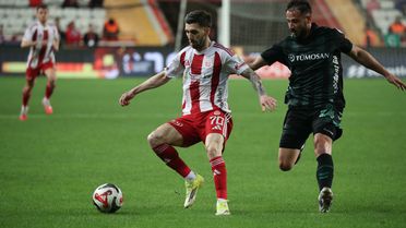 Antalyaspor Konyaspor'a 2-0 Yenildi