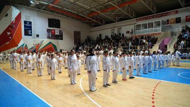 Öğrencilerden Öğretmenlerine Anlamlı Sürpriz
