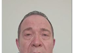 Sümer Ezgü'den Şiddet Uyarısı