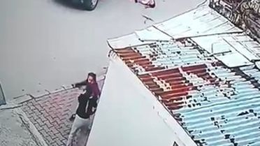 Eşine Araçla Çarpan Koca Tutuklandı