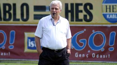 Atay Aktuğ hayatını kaybetti