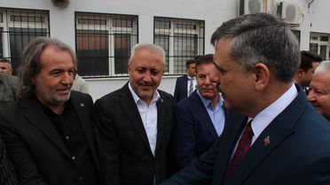 Bakan Çiftçi Gülağaç'ta
