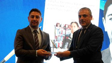 Kemal Diri, 2025 Altın Kalem Ödülü'nü Kazandı