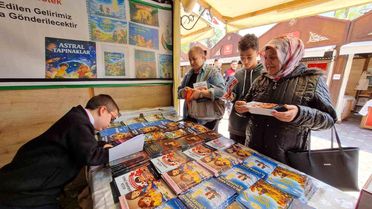 Minik Yazarlar Filistin'e Umut Oluyor