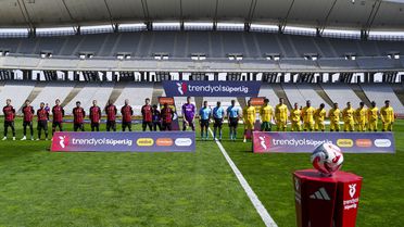 Ligin bitimine haftalar kala pes ettiler: Gelecek sezon için yeni oyuncular bakmamız lazım