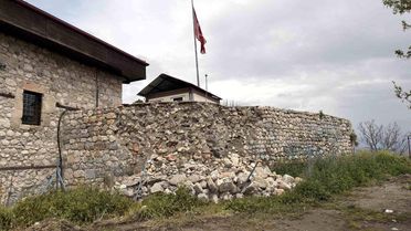 Zile Kalesi'nde Çökme Tehlikesi