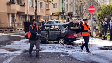 Çorlu'da Seyir Halindeki Araç Yanarak Kül Oldu