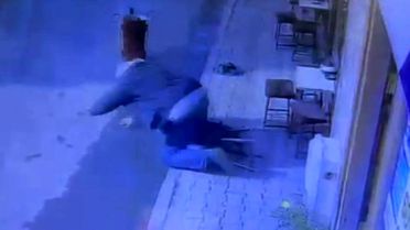 Uykuya Dalınca Düşen Adam Gündem Oldu