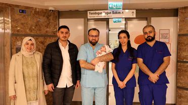 Kaan Bebek 79 Günde Dört Ameliyatla Sağlığına Kavuştu