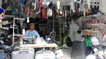 Ahmet Kavi: Depremden Sonra Ayakkabıcılığa Devam