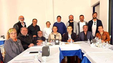 Dondurmam Gaymak'ın Devamı Geliyor