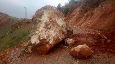 Siirt'te Kapanan 70 Köy Yolu Yeniden Açıldı