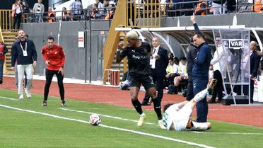 Manisa FK, Serik Spor'u 1-0 Geçti