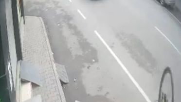 Adana'da Bisiklet Kazası: Sürücü Yaralandı