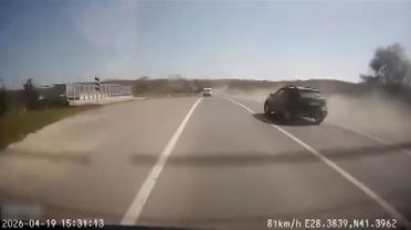 Çatalca'da Kaza: Araç Şarampole Yuvarlandı