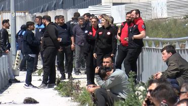Esenyurt'ta Tekstil Fabrikasında Yangın Çıktı