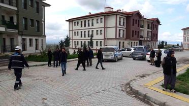Malatya'da Yangın: 3 Kişi Dumandan Etkilendi